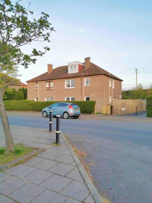 3 Bedroom Well Connected Family Home Free Parking Edinburgh Exterior foto